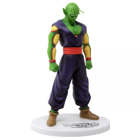 PICCOLO DE PIE DERECHO CON PUNOS Y MIRADA MOLESTA CERRADOS BANPRESTO