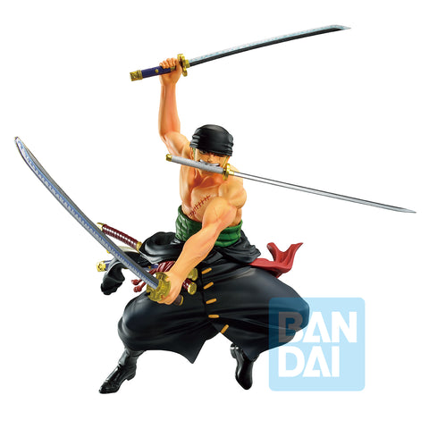 ZORO RORONOA SOSTENIENDO 3 ESPADAS SALTANDO ONE PIECE BANDAI