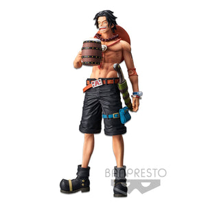 PORTGAS D. ACE CON JARRA EN LA MANO ONE PIECE BANPRESTO