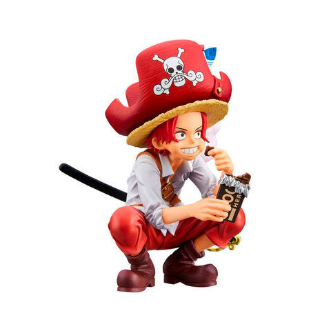 SHANKS NINO COMIENDO CHOCOLATE ONE PIECE BANPRESTO