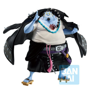 JINBE CON CHAQUETA NEGRA ONE PIECE BANDAI