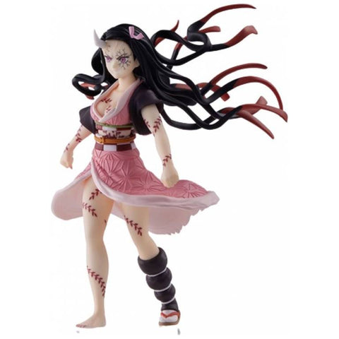 NEZUKO KAMADO ADULTA CAMINANDO DEMON SLAYER ANIPLEX