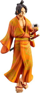 ACE EN KIMONO NARANJA COMIENDO BOLA DE ARROZ ONE PIECE BANPRESTO